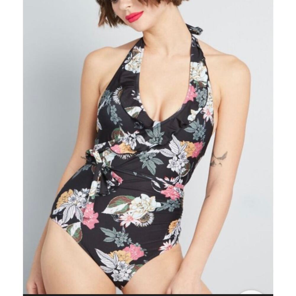 ModCloth Floral Halter One Piece Swimsuit 1X Black Retro Ruched Wrap Tie​